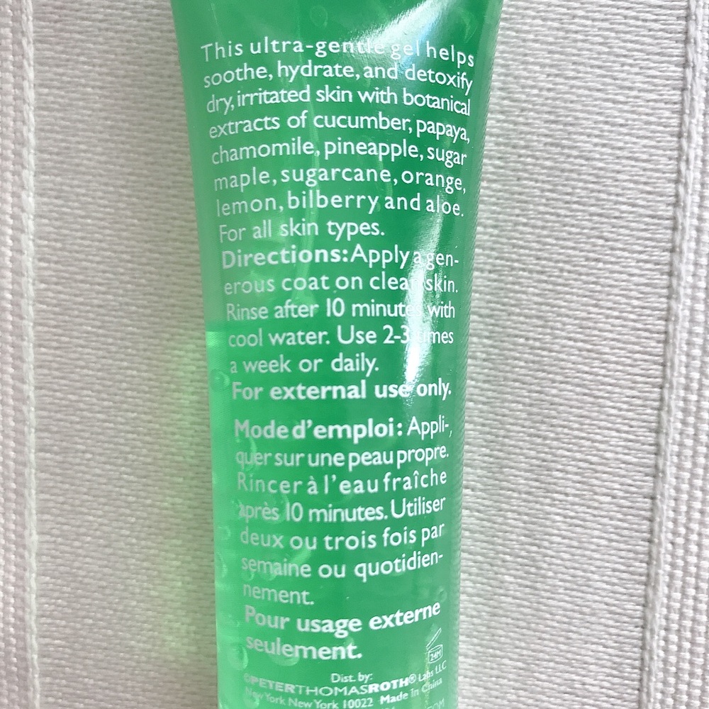 Peter Thomas Roth Cucumber Gel Mask - Picture 3 of 3